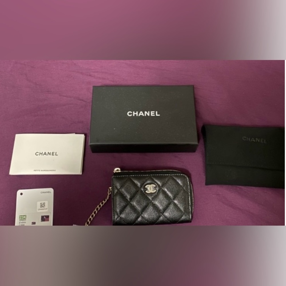 CHANEL Black Quilted Key Holder